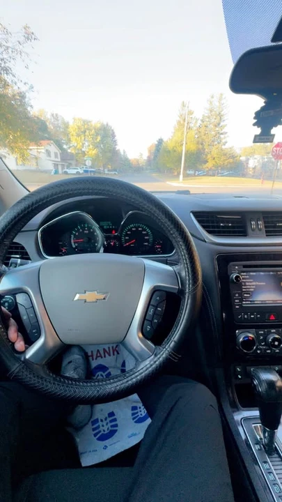 2016 Chevrolet Traverse - Image 8 of 11