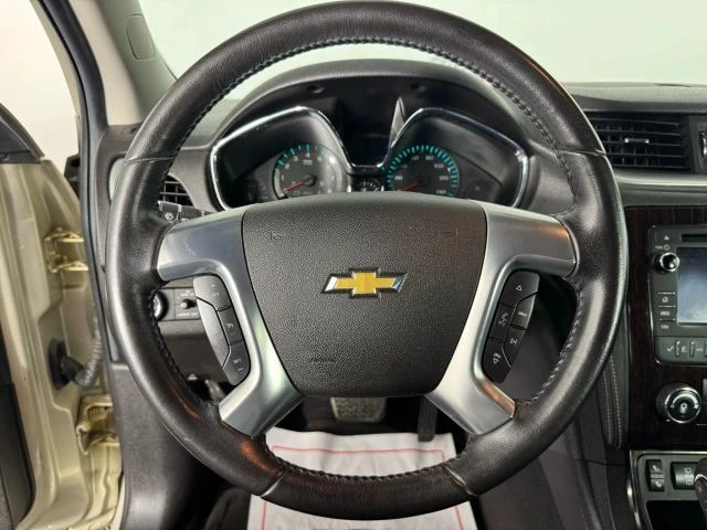 2016 Chevrolet Traverse - Image 13 of 21