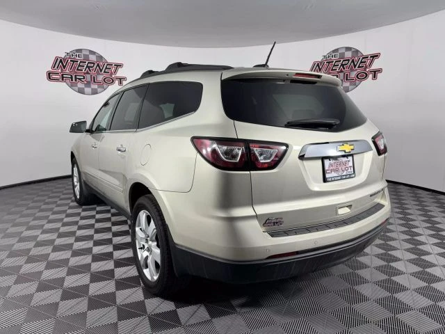 2016 Chevrolet Traverse - Image 5 of 12