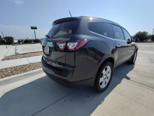 2016 Chevrolet Traverse - Image 6 of 12