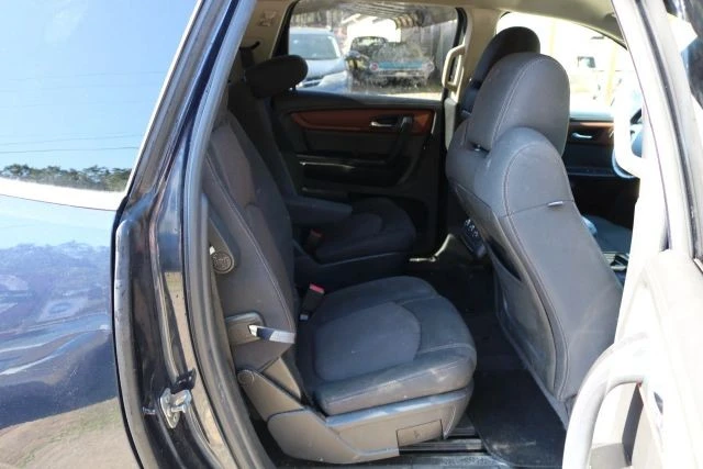 2016 Chevrolet Traverse - Image 12 of 16