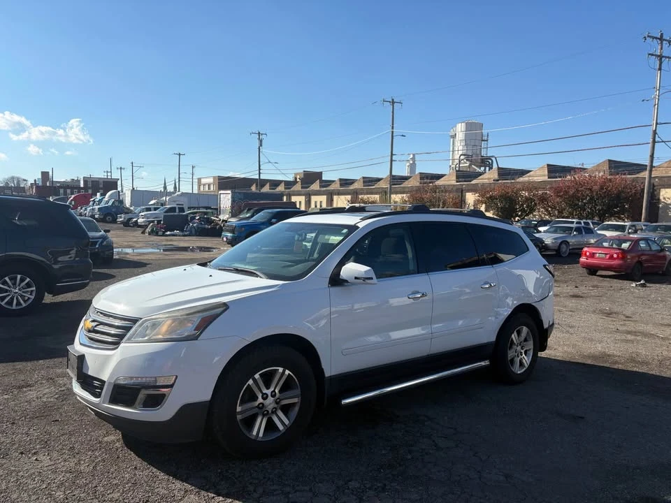 2016 Chevrolet Traverse - Image 7 of 10