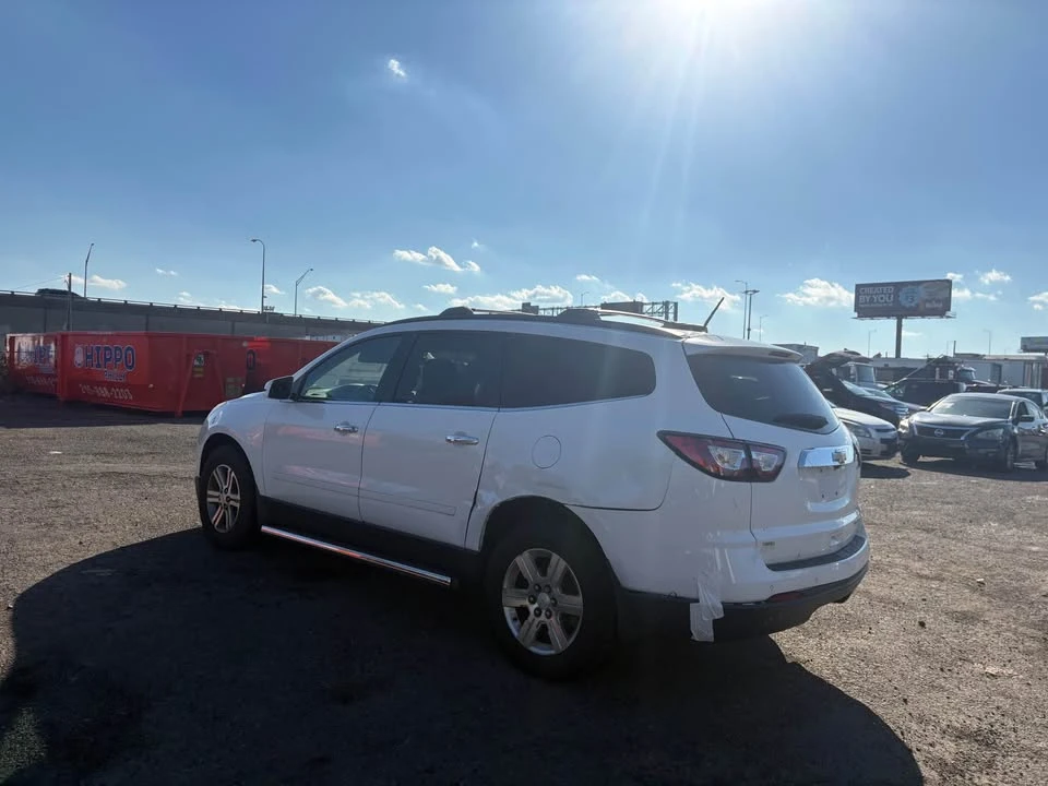 2016 Chevrolet Traverse - Image 6 of 10