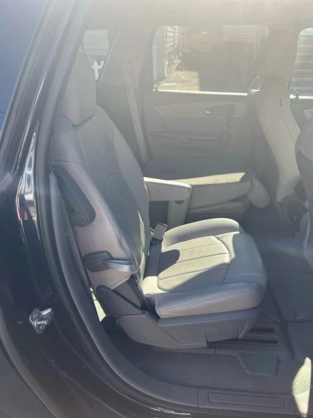 2016 Chevrolet Traverse - Image 9 of 12