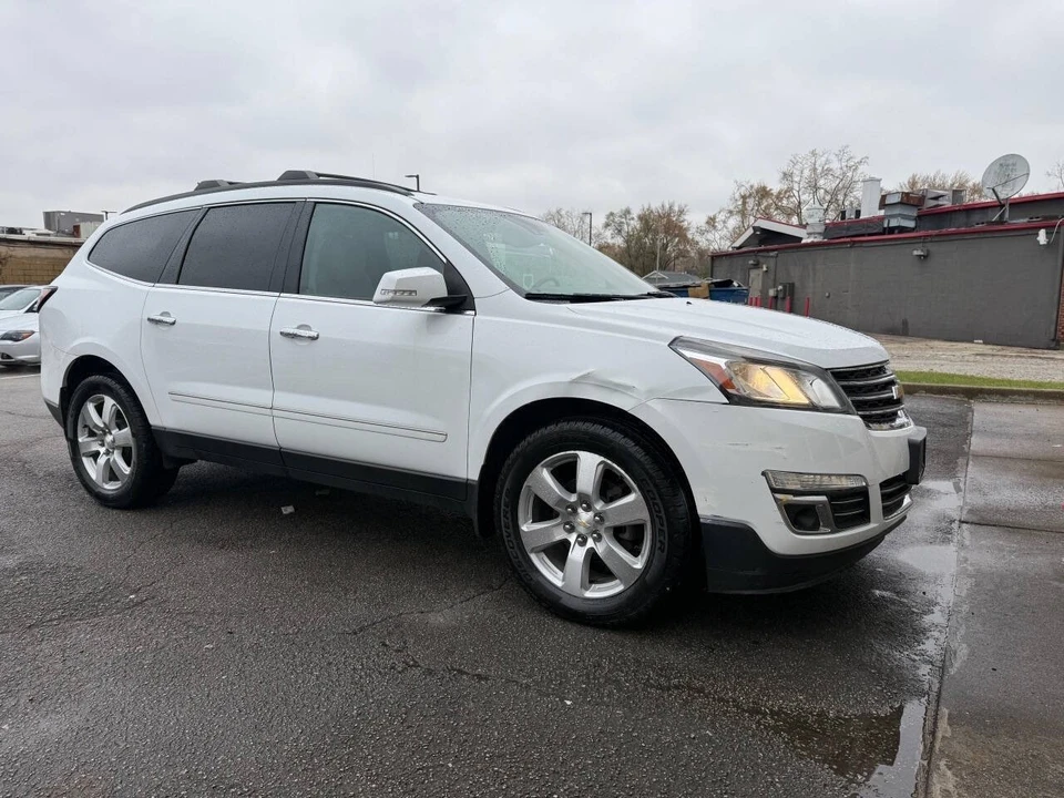2016 Chevrolet Traverse - Image 20 of 21