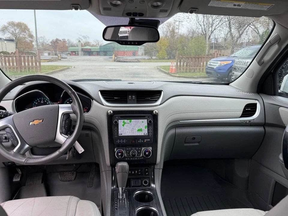 2016 Chevrolet Traverse - Image 16 of 21