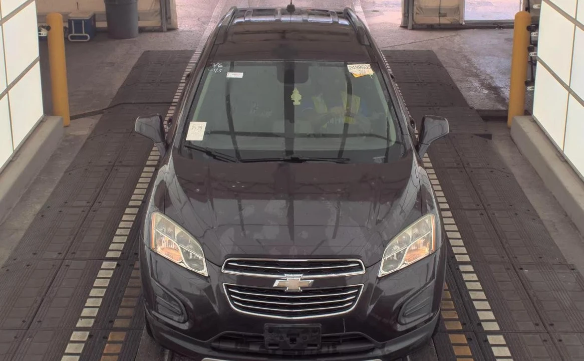 2016 Chevrolet Trax - Image 2 of 6
