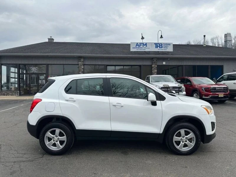 2016 Chevrolet Trax - Image 3 of 10