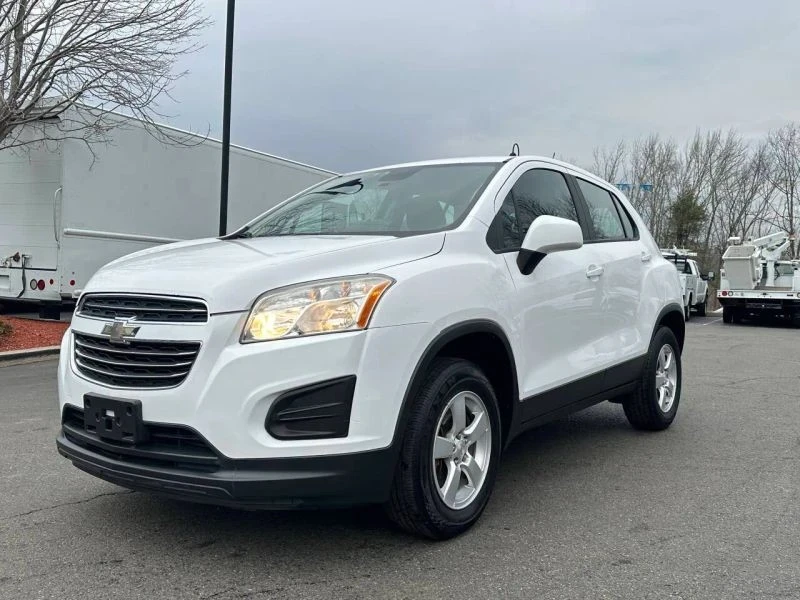 2016 Chevrolet Trax - Image 2 of 10