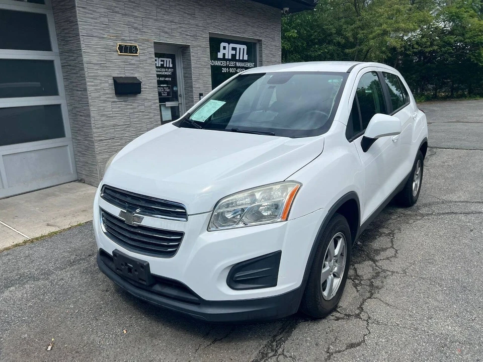 2016 Chevrolet Trax - Image 2 of 12