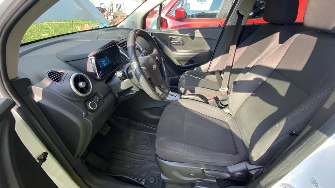 2016 Chevrolet Trax - Image 13 of 18
