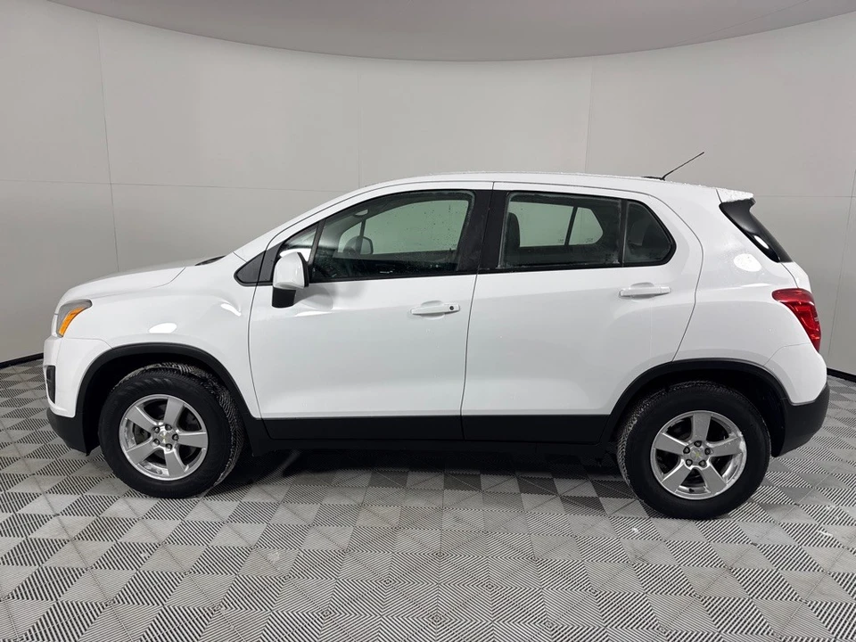 2016 Chevrolet Trax - Image 8 of 12