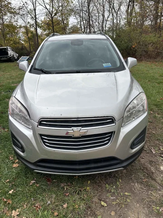 2016 Chevrolet Trax - Image 2 of 4