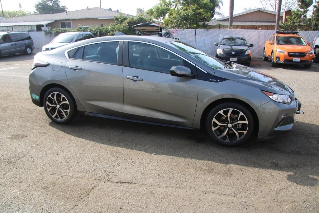 2016 Chevrolet Volt - Image 9 of 21
