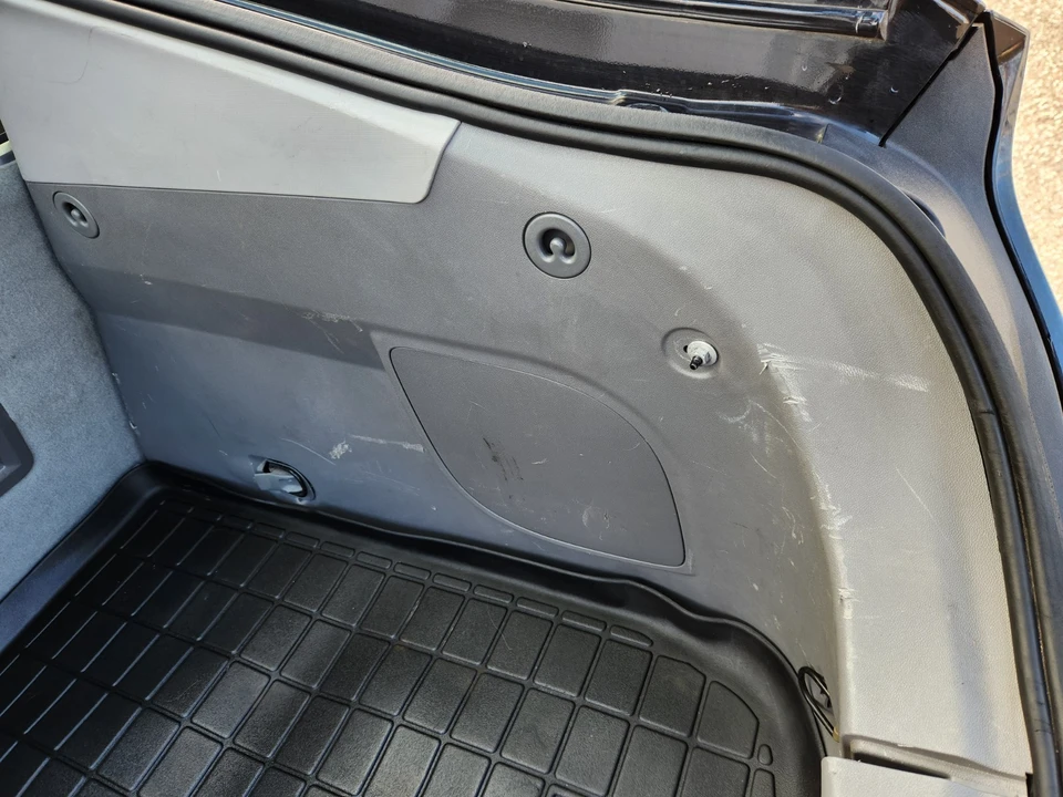 2016 Chevrolet Volt - Image 15 of 21