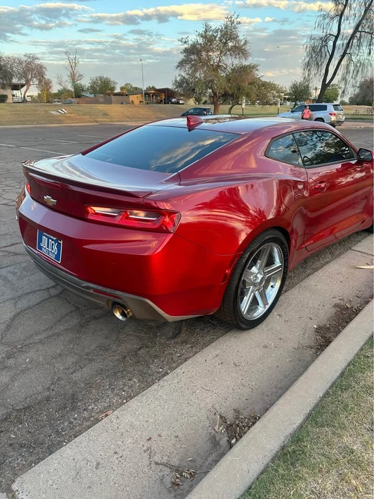 2016 Chevrolet Camaro 6th Gen - Image 9 of 17