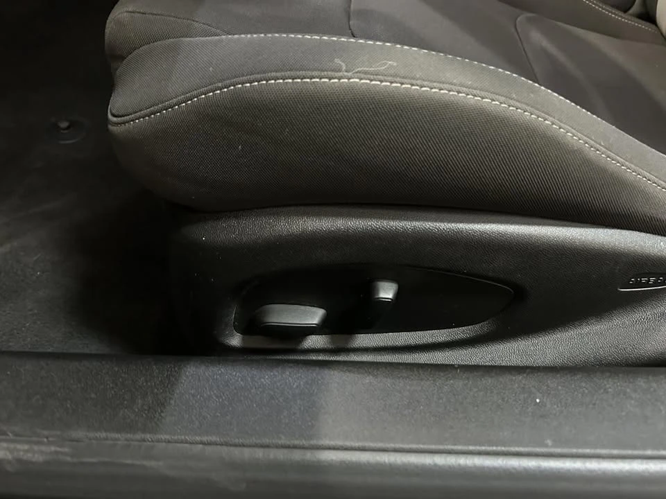 2016 Chevrolet Camaro 6th Gen - Image 15 of 20
