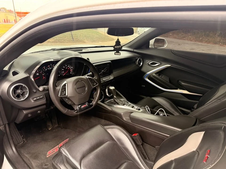 2016 Chevrolet Camaro SS 6th Gen - Image 9 of 17