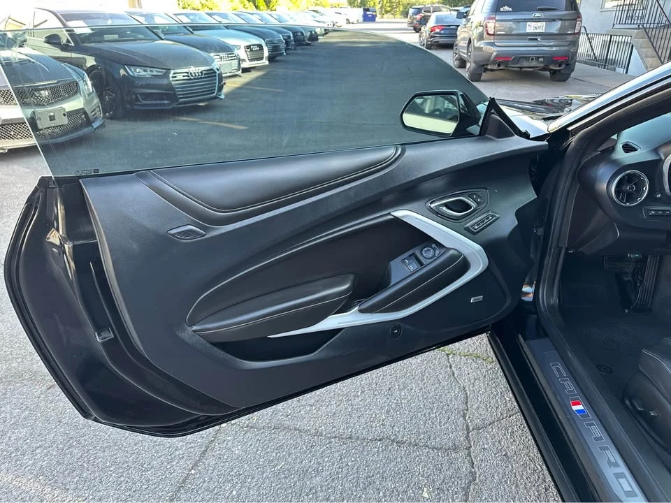 2016 Chevrolet Camaro SS 6th Gen - Image 9 of 17