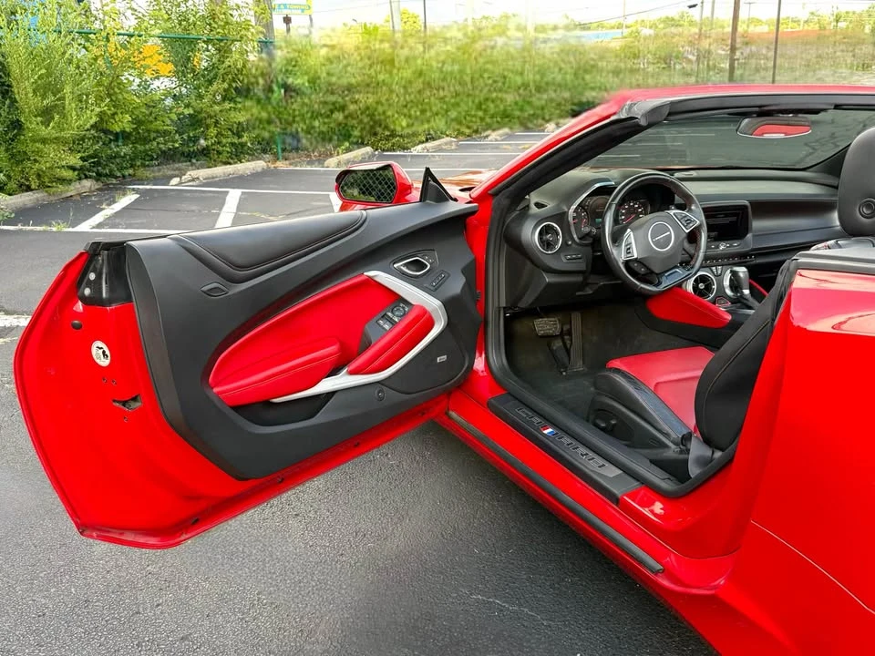 2016 Chevrolet Camaro 6th Gen - Image 10 of 17