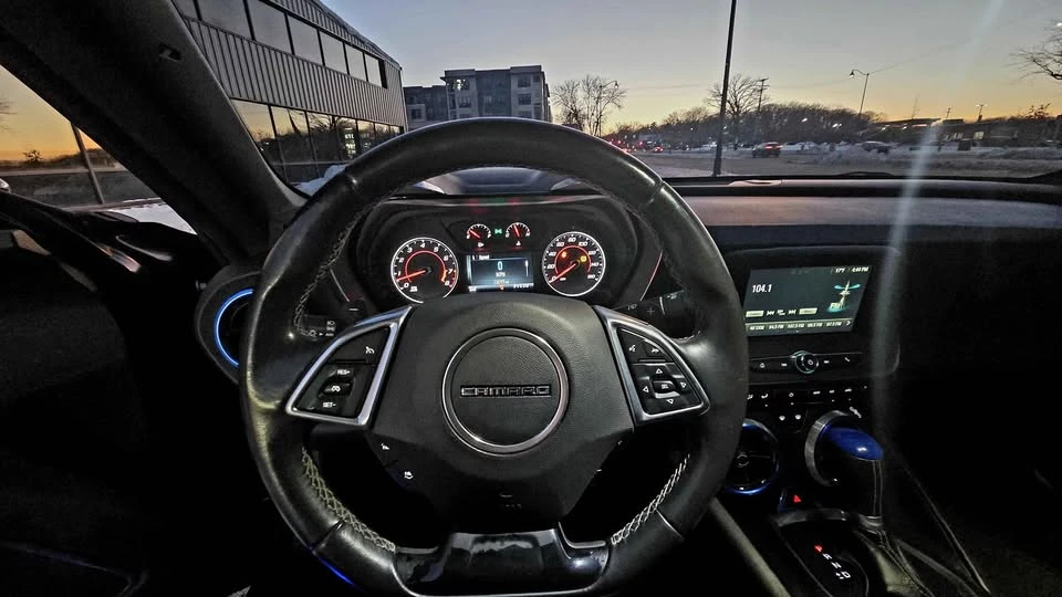 2016 Chevrolet Camaro 6th Gen - Image 9 of 18