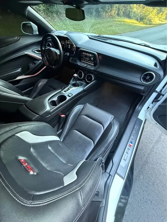 2016 Chevrolet Camaro SS 6th Gen - Image 12 of 15