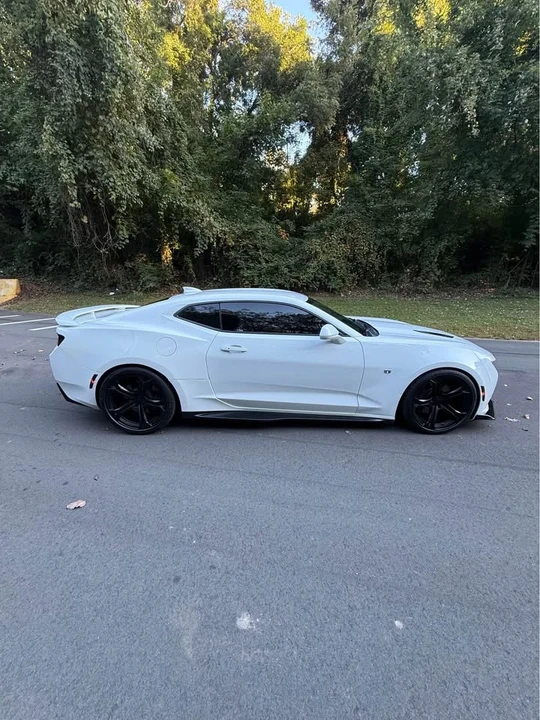 2016 Chevrolet Camaro SS 6th Gen - Image 4 of 15