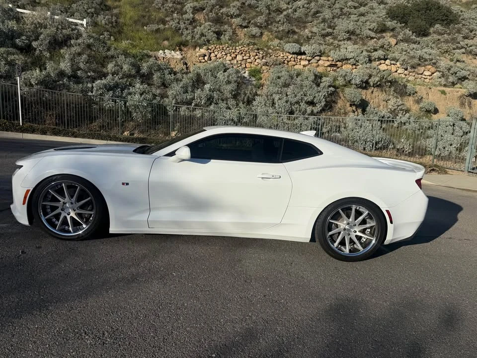 2016 Chevrolet Camaro SS 6th Gen - Image 9 of 17