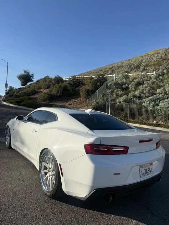 2016 Chevrolet Camaro SS 6th Gen - Image 5 of 17