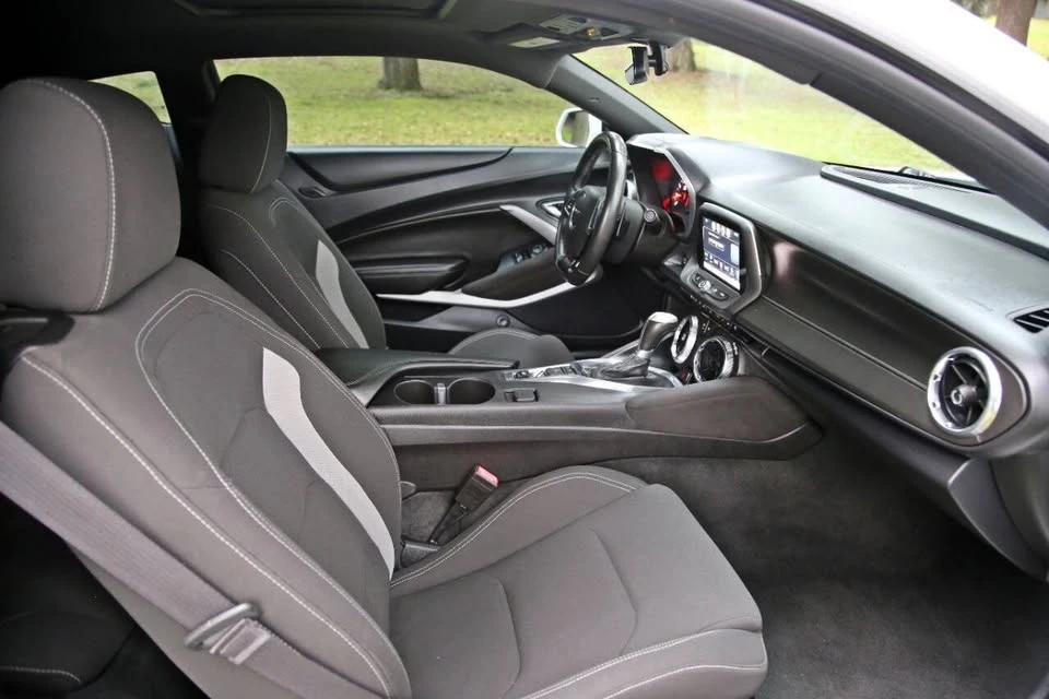 2016 Chevrolet Camaro SS 6th Gen - Image 8 of 15