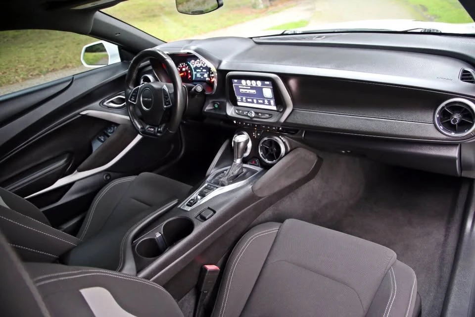 2016 Chevrolet Camaro SS 6th Gen - Image 9 of 15