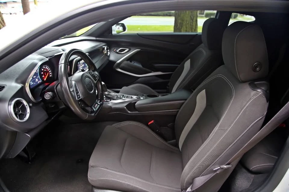 2016 Chevrolet Camaro SS 6th Gen - Image 5 of 15