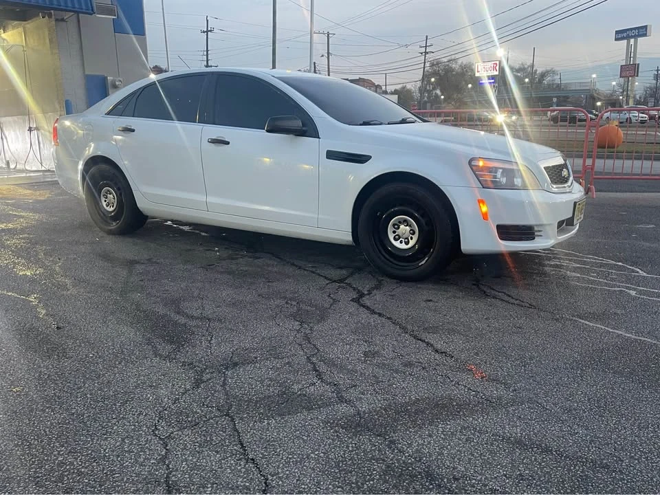 2016 Chevrolet Caprice - Image 2 of 6