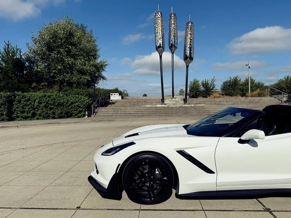 2016 Chevrolet Corvette C7 - Image 18 of 19