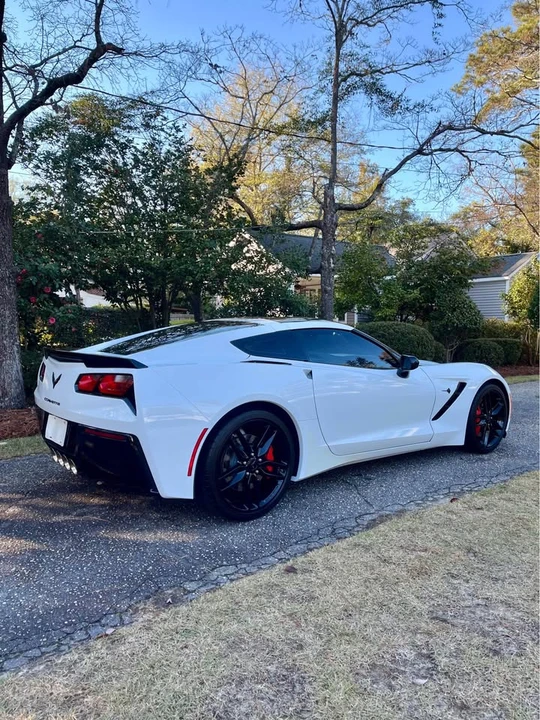 2016 Chevrolet Corvette C7 - Image 2 of 17