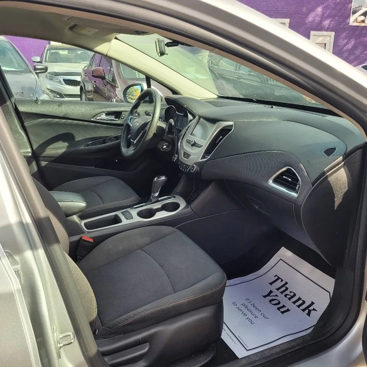 2016 Chevrolet Cruze - Image 13 of 15