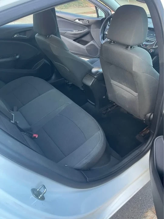 2016 Chevrolet Cruze - Image 11 of 13