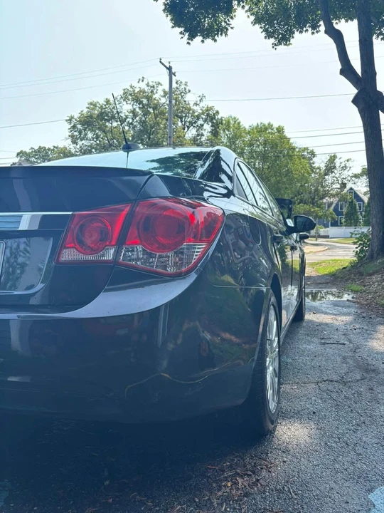 2016 Chevrolet Cruze - Image 2 of 7