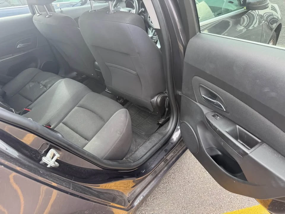 2016 Chevrolet Cruze - Image 10 of 14