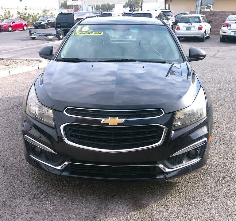2016 Chevrolet Cruze - Image 2 of 9
