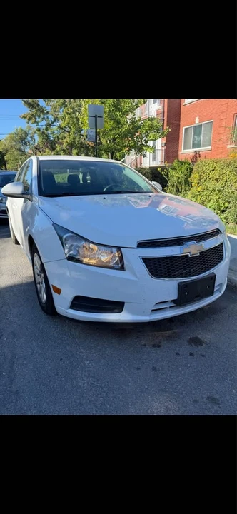 2016 Chevrolet Cruze - Image 2 of 5