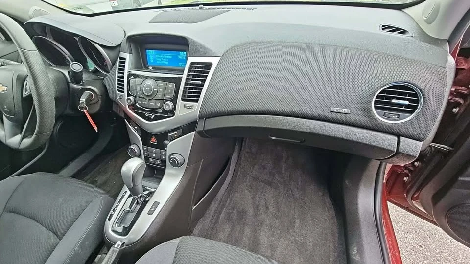 2016 Chevrolet Cruze - Image 5 of 9