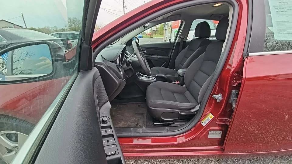 2016 Chevrolet Cruze - Image 3 of 9