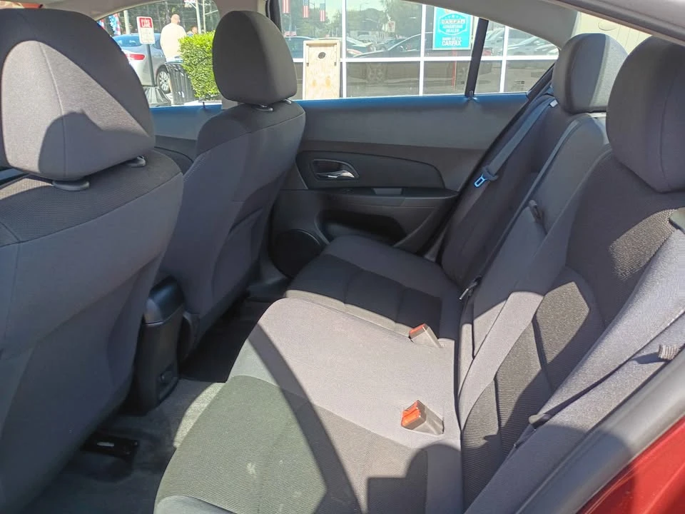 2016 Chevrolet Cruze - Image 6 of 7