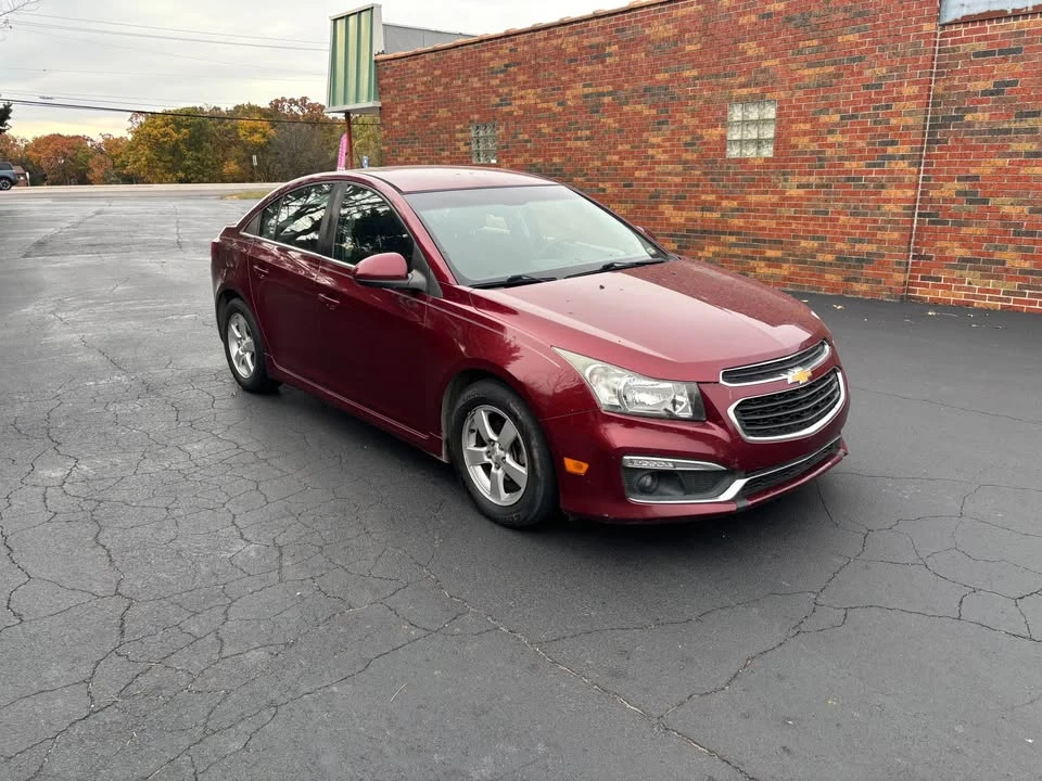 2016 Chevrolet Cruze - Image 2 of 7
