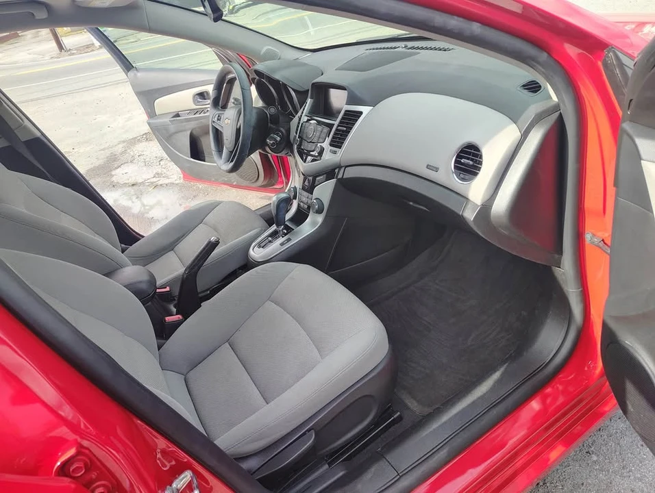 2016 Chevrolet Cruze - Image 9 of 14