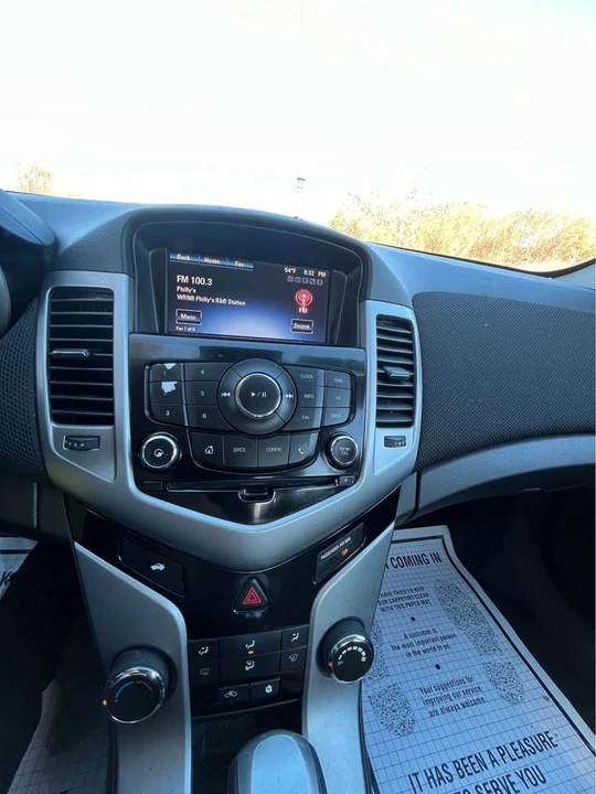 2016 Chevrolet Cruze - Image 15 of 17