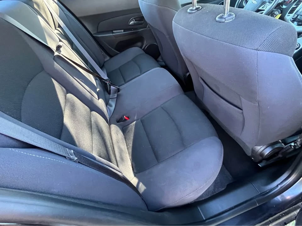 2016 Chevrolet Cruze - Image 10 of 17