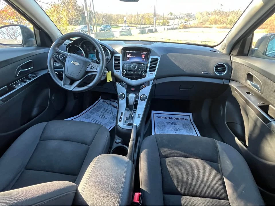 2016 Chevrolet Cruze - Image 9 of 17