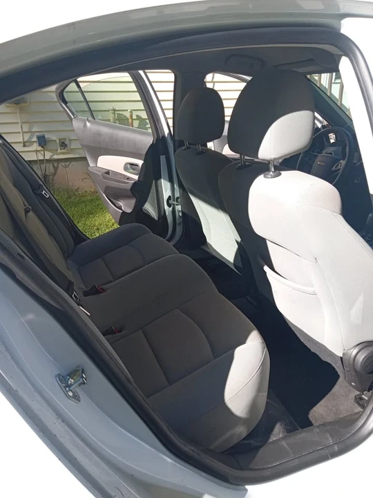 2016 Chevrolet Cruze - Image 7 of 9